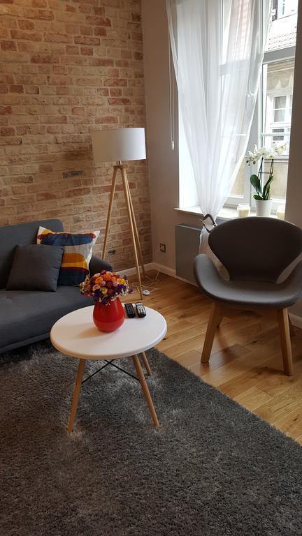 White Orchid Apartment Poznan Экстерьер фото